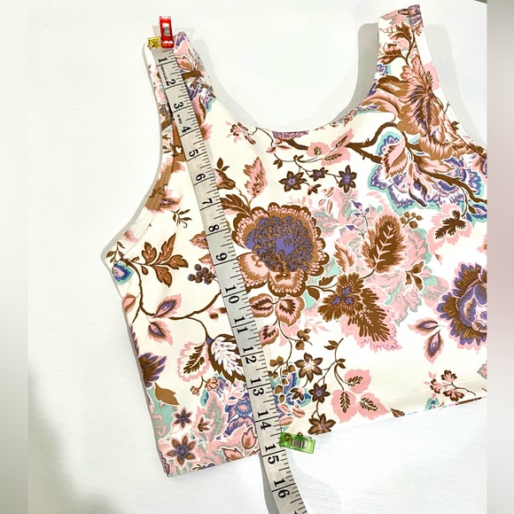 NWT Jessica Simpson Sportswear Women's White Floral Tank Top Size Large - Picture 7 of 7